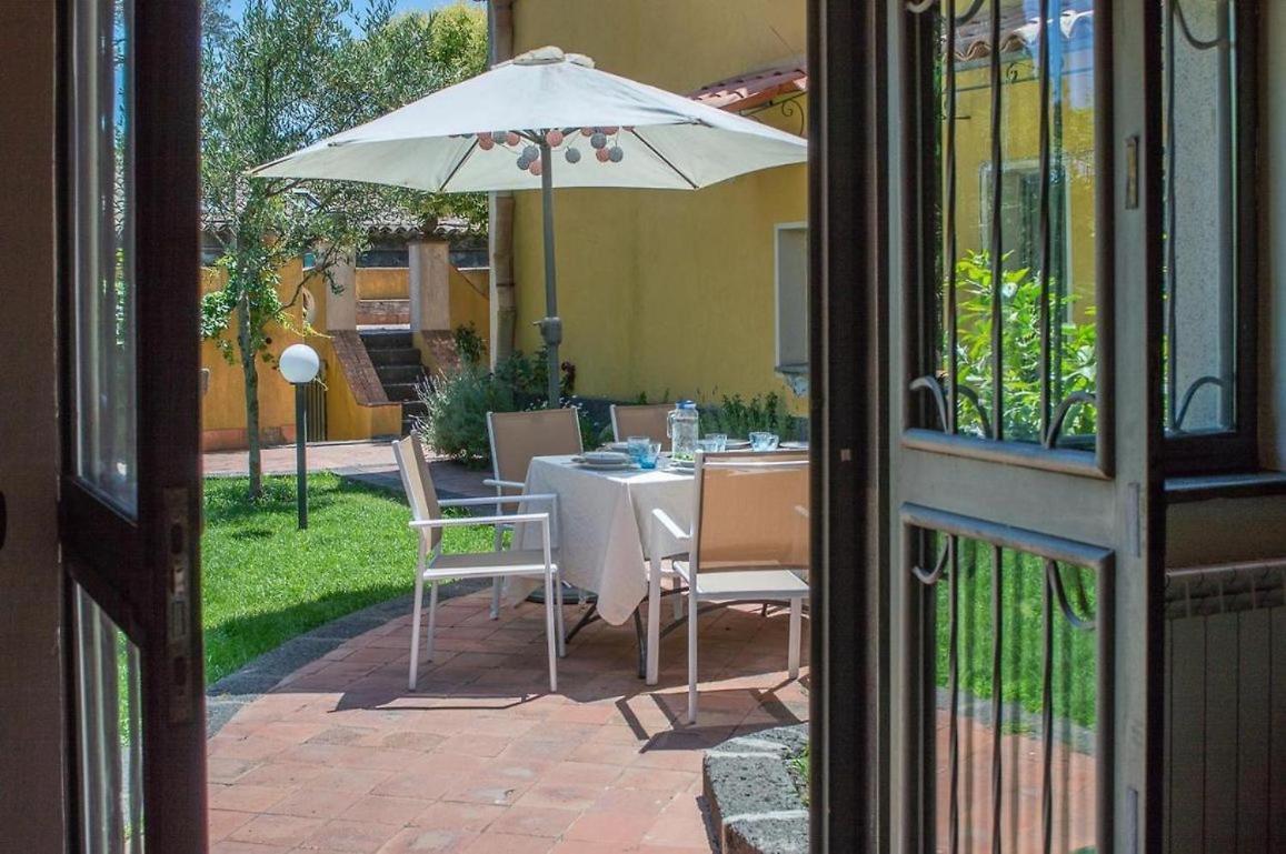 La Villa Di Tenute Foti Randazzese Николози Экстерьер фото