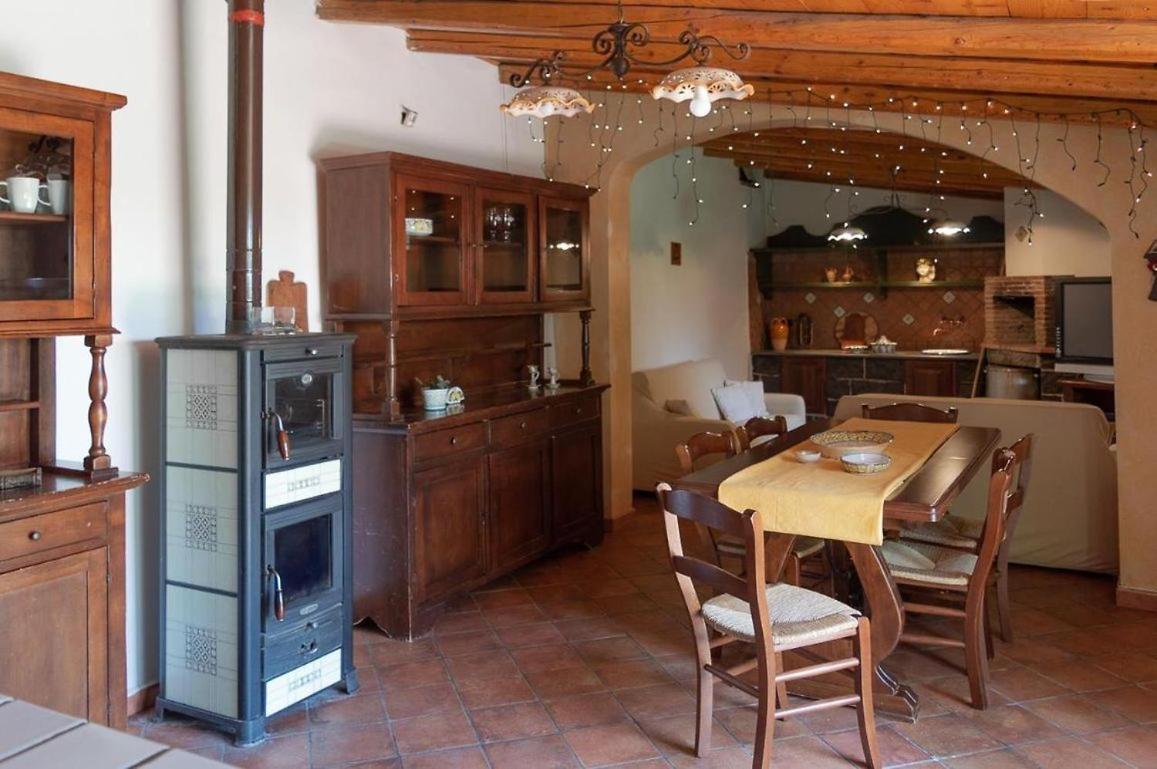 La Villa Di Tenute Foti Randazzese Николози Экстерьер фото